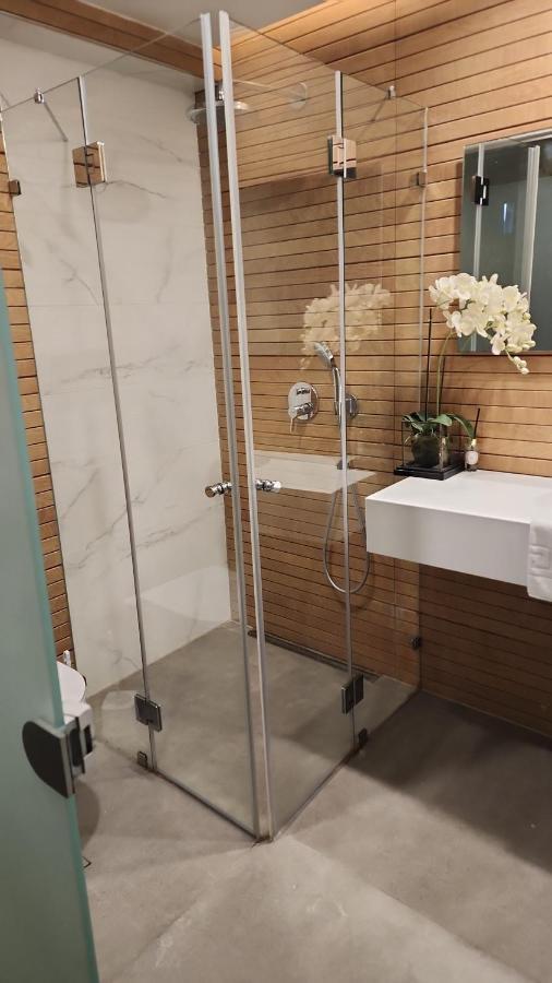 H7 Tlv Hotel Tel Aviv Bagian luar foto